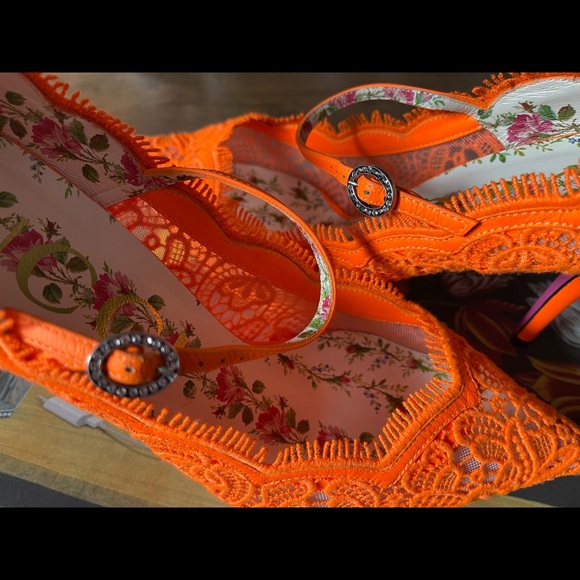 GUCCI-AUTHENTIC (NWT) Orange Lace & Crystal Buckle  Mary-Jane Heels! - Picture 15 of 16